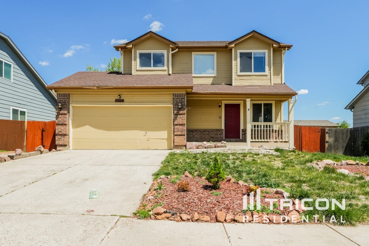 Foto principal - 1584 Canoe Creek Dr N