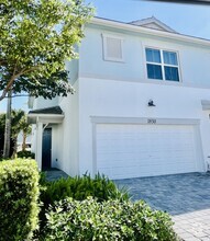 Building Photo - 1830 Sandpiper Pointe Pl