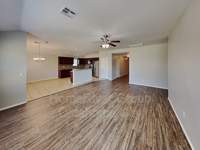 Building Photo - 8509 SW 50th St