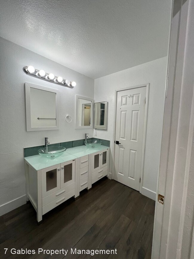 Building Photo - 2 br, 2 bath House - 46 Via Contento
