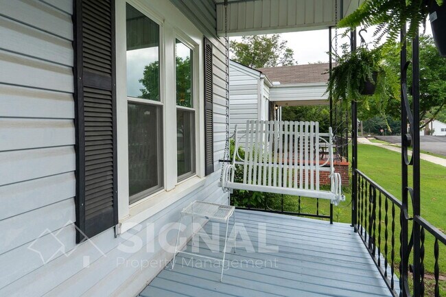 Foto del edificio - 1800 2nd Ave S