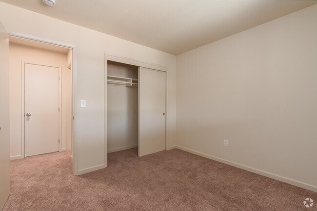 1BR, 1BA - 600SF - Bedroom - Sunrise Apartments