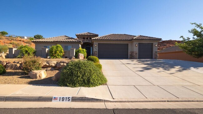Building Photo - Beautiful 4 Bedroom Home!