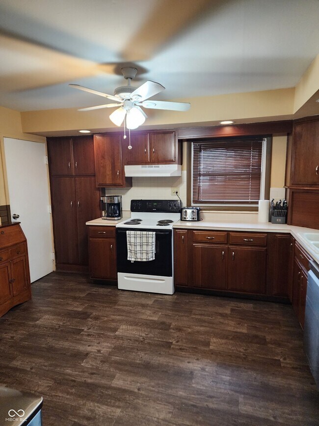 Foto del edificio - 2805 S Lockburn St