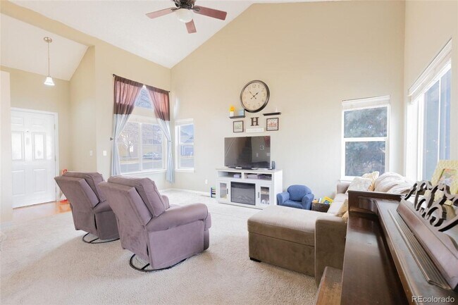 Foto del edificio - Gorgeous 4bd/3 ½ba in Quiet Broomfield Neighborhood!