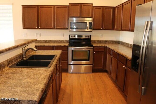 Foto del edificio - 1819 S 238th Ln