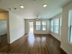 Building Photo - 9302 Fry Rd
