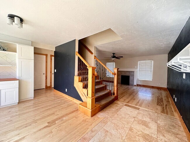 Foto del edificio - Great Lehi home Available Soon!
