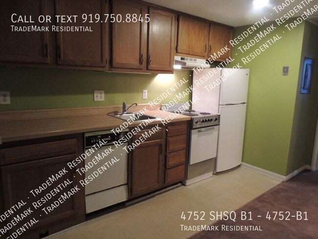 Building Photo - 4752 SHSQ B1