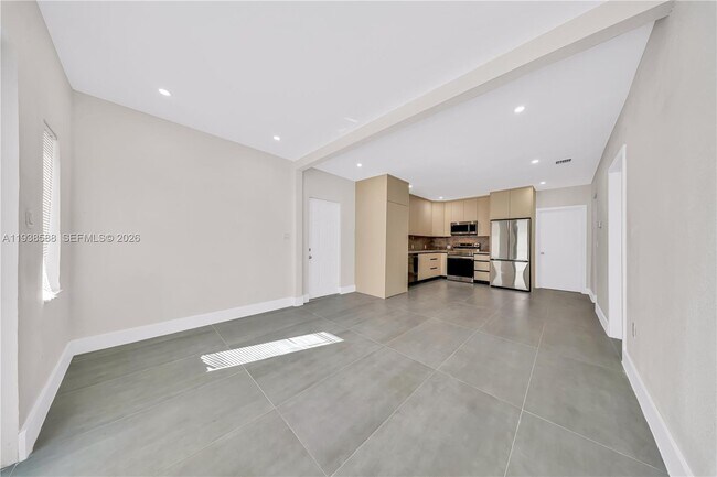 Building Photo - 807 NW 51st St