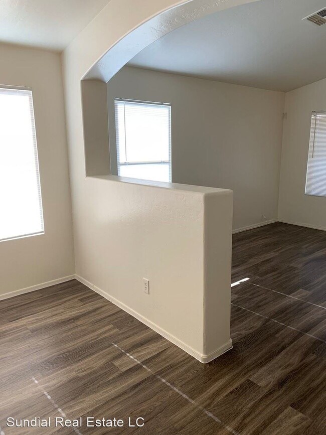 Foto del edificio - 3 br, 2 bath House - 6406 W. Chickasaw St