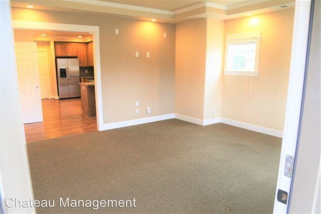 Building Photo - 4 br, 2 bath House - 1660 NW Van Buren Ave.