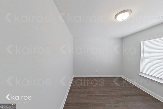 Foto del edificio - 101 Mountain Holly Rd