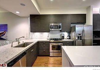 Foto del edificio - 6001 Carlton Way