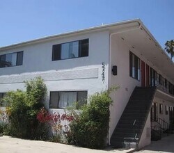 Building Photo - 5747 La Mirada Ave