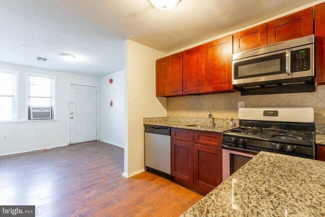 Foto del edificio - 238 W Girard Ave