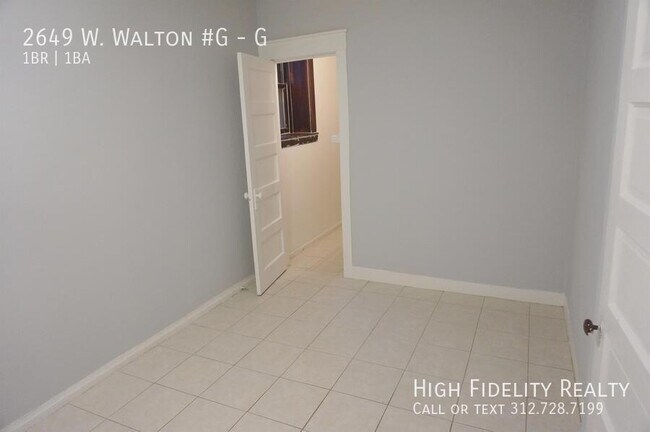 Foto del edificio - 2649 W Walton St