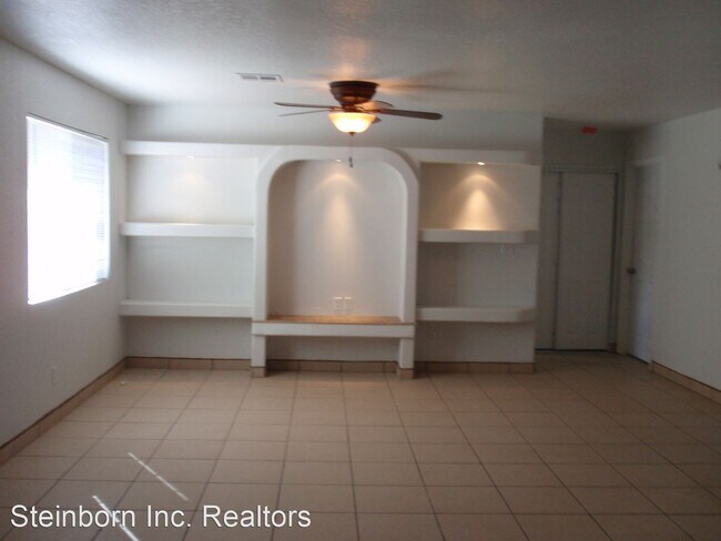 Building Photo - 3 br, 2 bath House - 137 Valle Vista