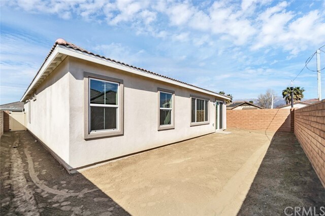 Foto del edificio - 3315 S Primrose Dr