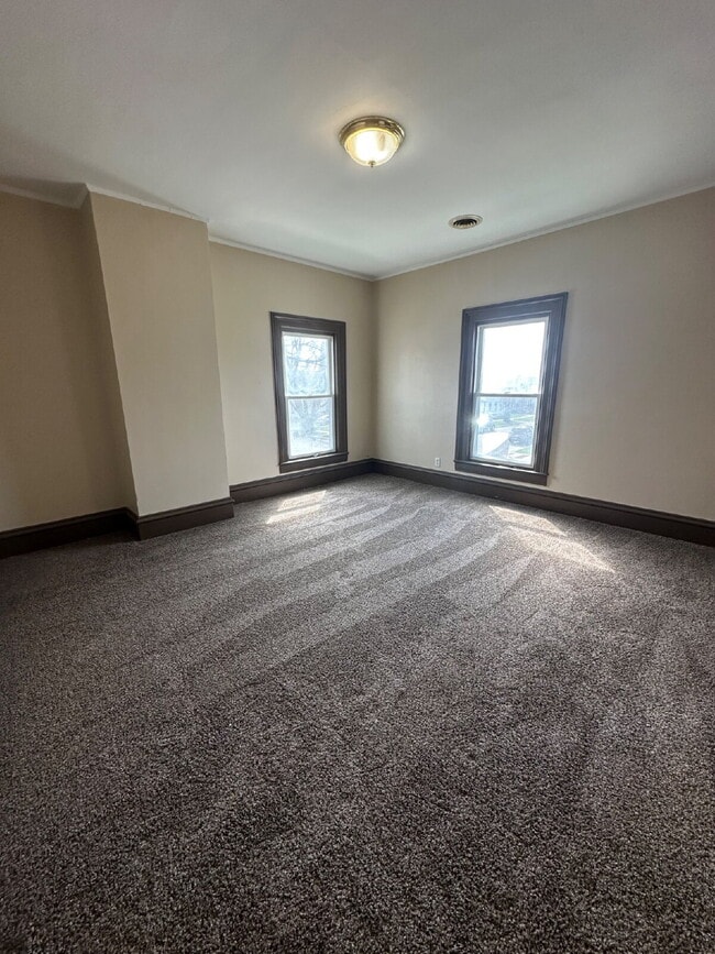 Foto del edificio - 802 McKinley St