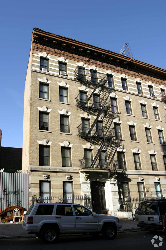Building Photo - 542 W 147th St