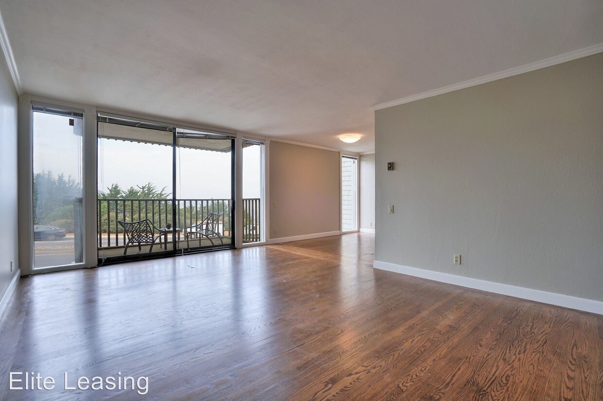 Foto principal - 5110A Diamond Heights Blvd