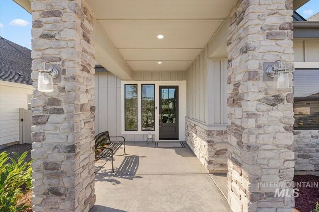 Foto del edificio - 9901 W Aviara St