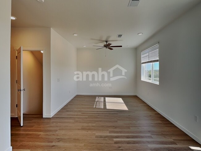 Foto del edificio - 26126 E Calhoun Pl