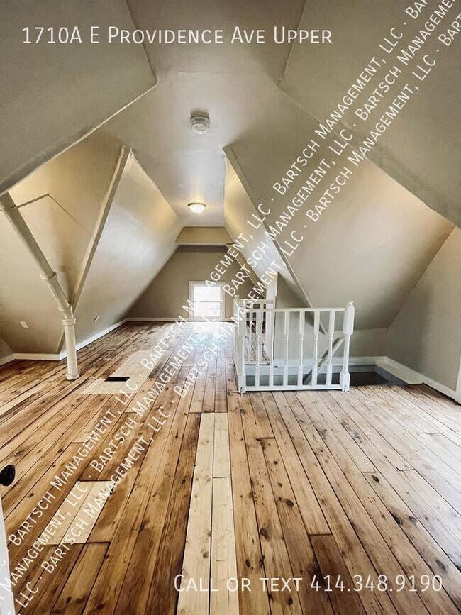 Foto del edificio - 1710A E Providence Ave Upper-