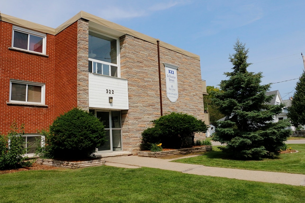 Primary Photo - 322 Schlueter St