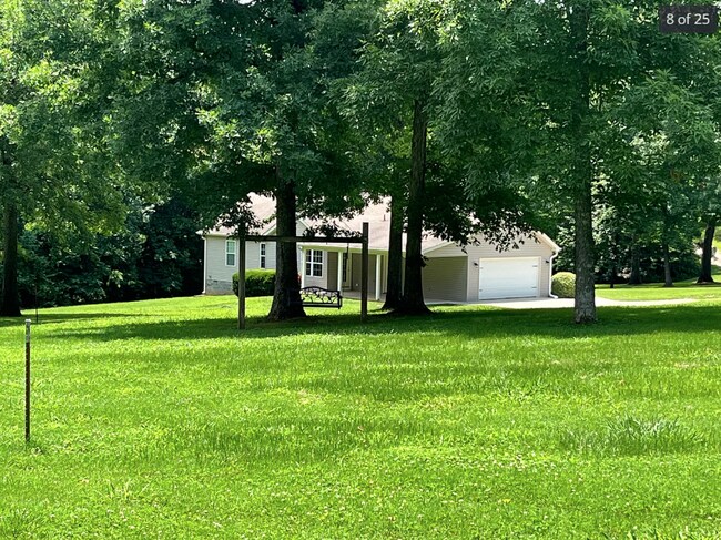 Foto del edificio - 2224 Peterson Rd