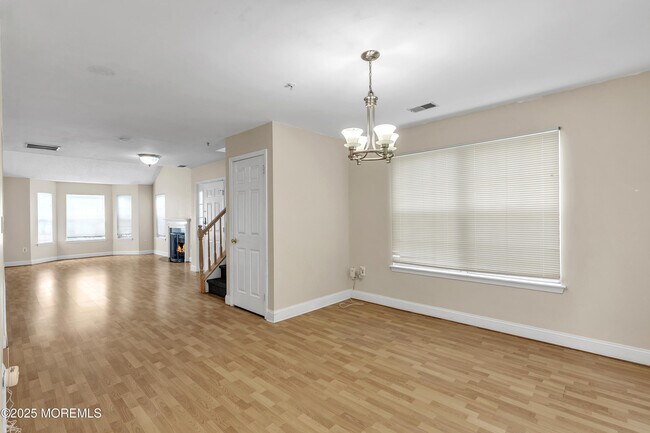 Foto del edificio - 2106 Grassy Hollow Dr