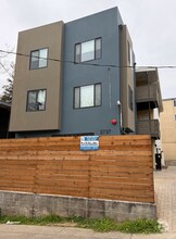 Building Photo - 2737 Durant Ave