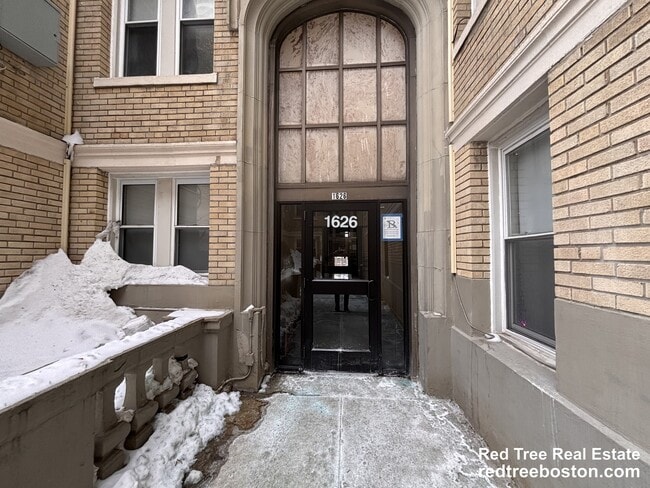 Photo - 1626 Commonwealth Ave Apartment