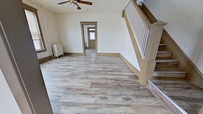 Building Photo - Duplex