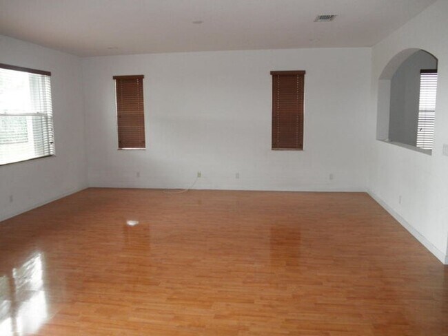 Foto del edificio - 1263 Rosegate Blvd