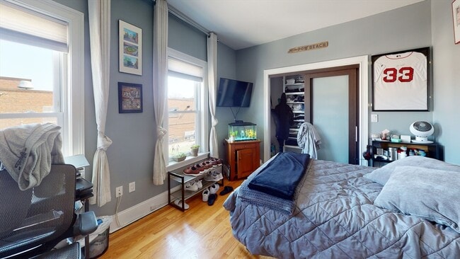 Foto del edificio - 735 E 3rd St