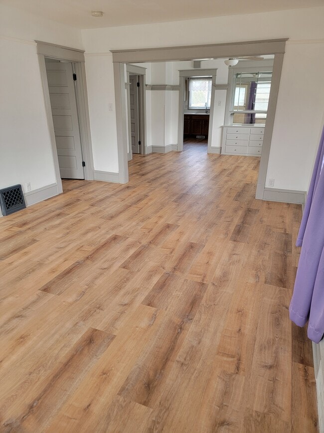 Foto del edificio - 1120 Geele Ave