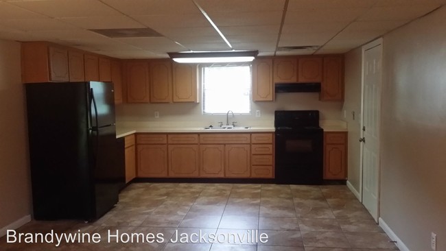 Building Photo - 455 Sago Ave