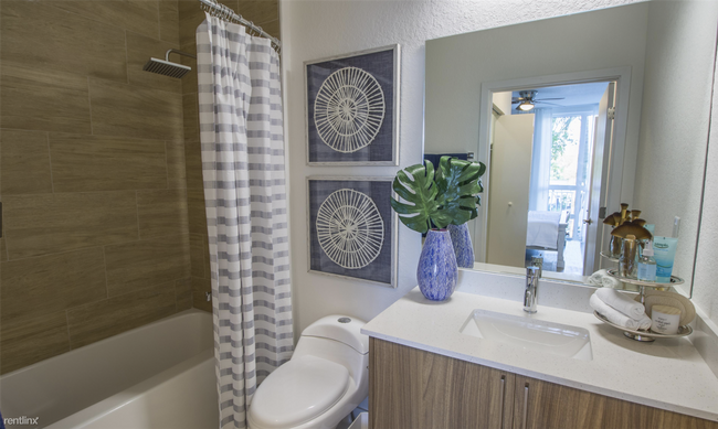 Building Photo - 3 br, 2 bath  - 5307 NW 7th St STUNNING  UNIT