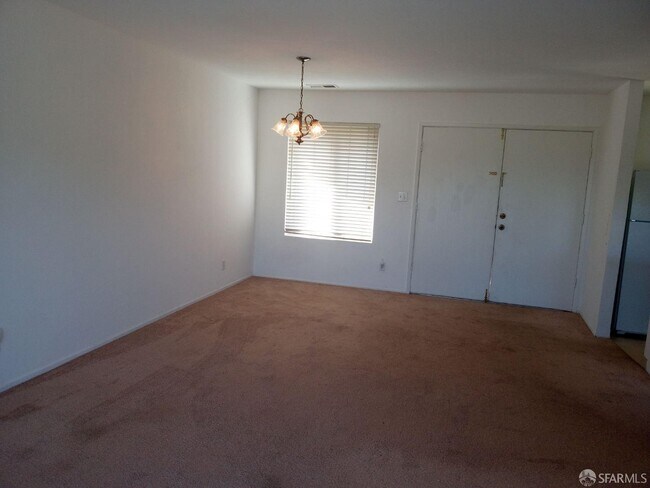 Building Photo - 507 Spindrift Way