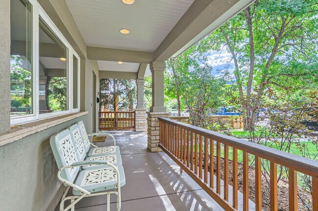 Building Photo - Beautiful 4BD/3BA Home in Boulder - Availa...