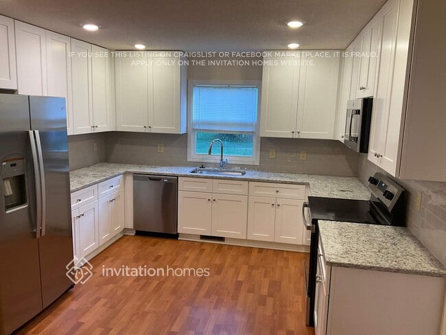 Building Photo - 225 Bonaventure Dr