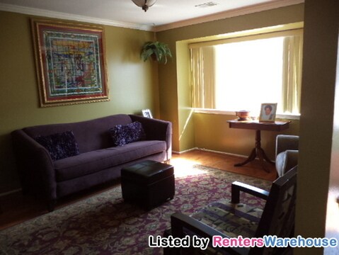 Building Photo - 15041 Cherrywood Dr