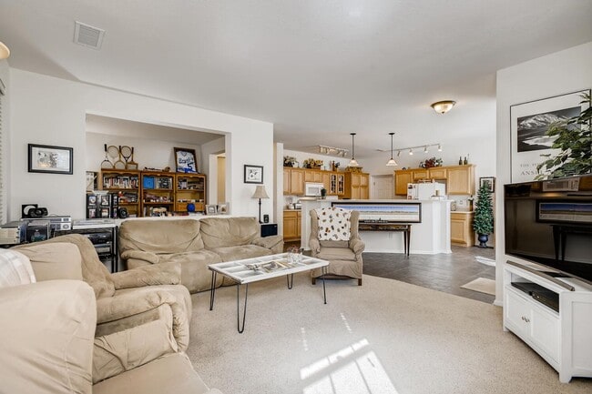 Photo - 2 bed, plus office - Ground Floor Condo - ...