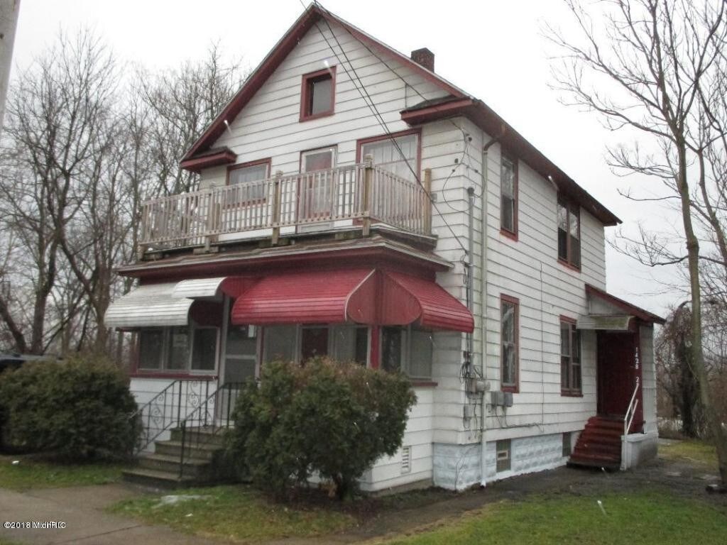 Primary Photo - 1428 E Michigan Ave