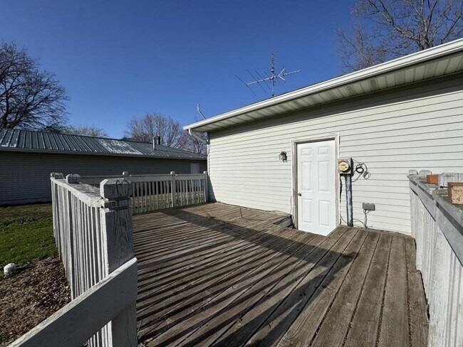Foto del edificio - 402 S Stockdale Ln