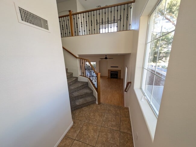 Foto del edificio - 205 Heiple Ct