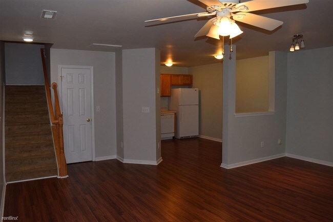 Building Photo - 3021 Barrymore St