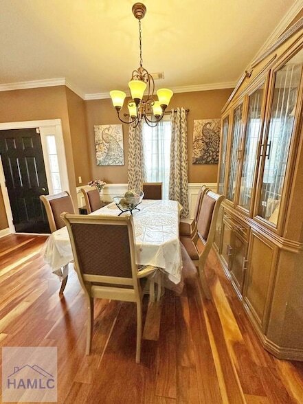 Foto del edificio - 1102 Sara Ln